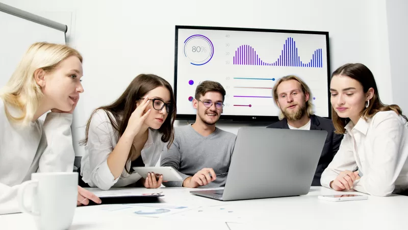 Growth Marketer | Steve Ferreira